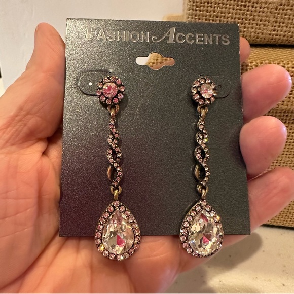 NWT Fashion Accents Earrings antique gold tone w/ clear jewels & rhinestones - Picture 4 of 6